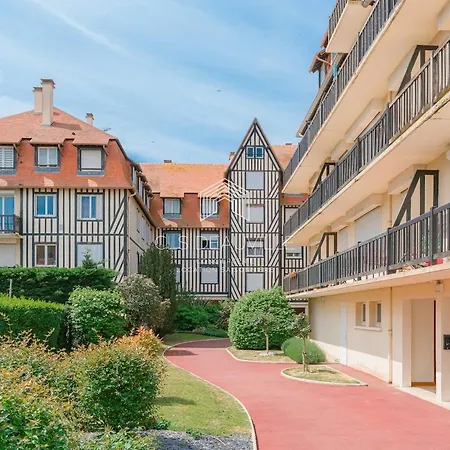 Les Prairies De Plein Centre Cls * Deauville